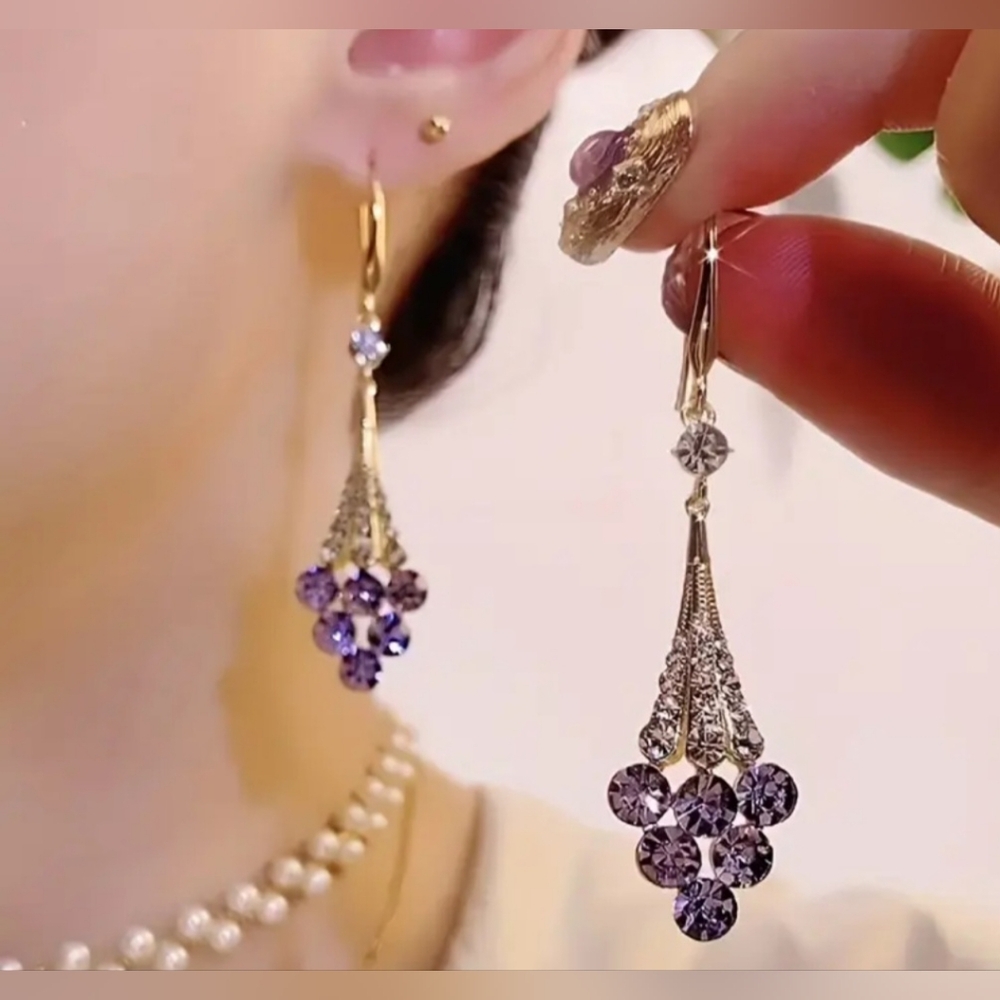 Elegant Grape Cluster Earrings - Picture 3 of 3